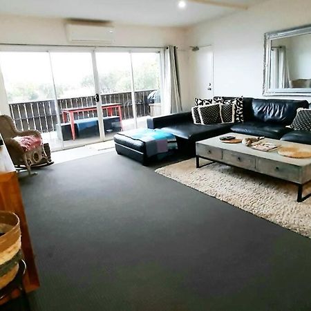 Modern 3 Bedroom Apartment, Beach, Surf & Shops Cape Woolamai Exterior photo