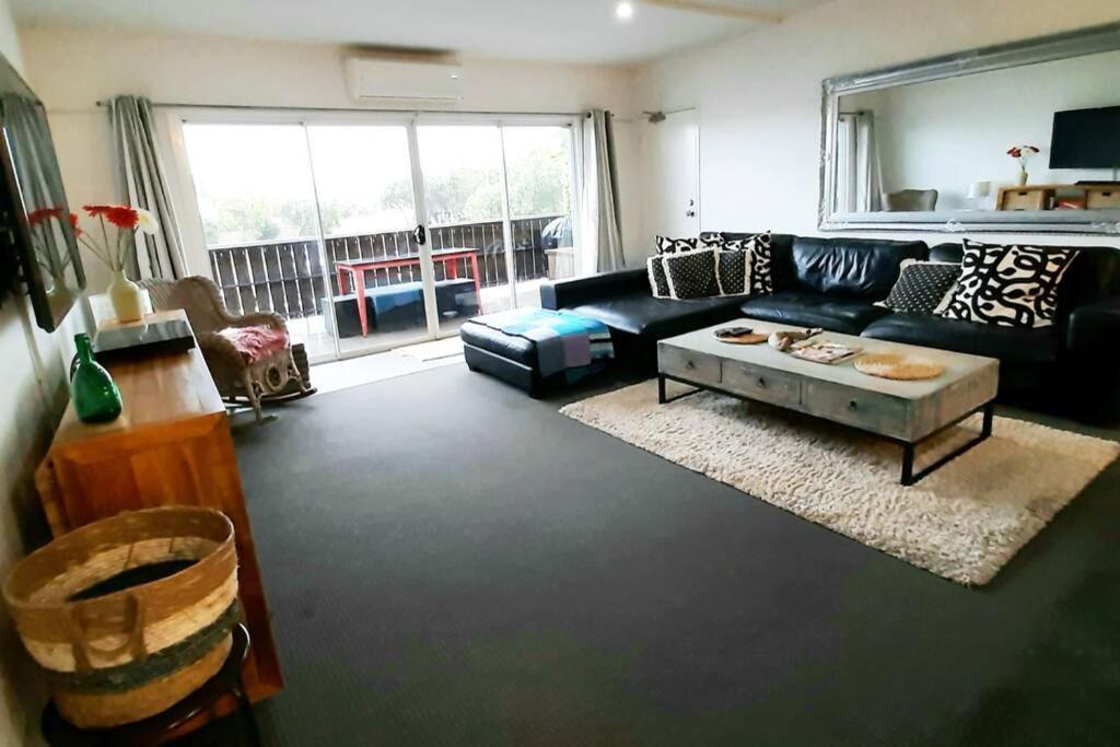 Modern 3 Bedroom Apartment, Beach, Surf & Shops Cape Woolamai Exterior photo